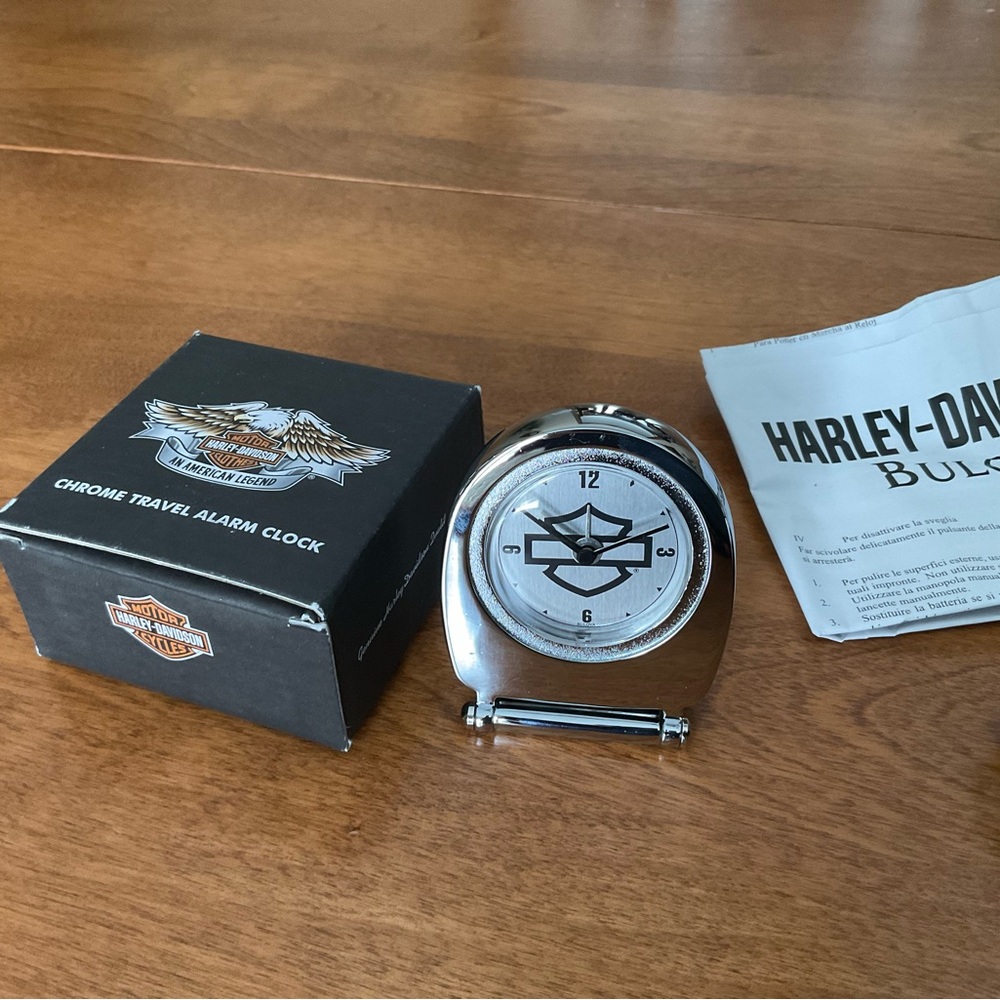 Harley Davidson Bulova Chrome Alarm Clock New In Box 97033-06V